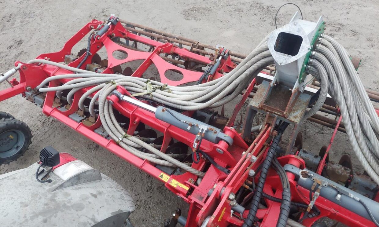 Unia ARES XL 7.5 H - Slurry injector: picture 2 Unia ARES XL 7.5 H - Slurry injector: picture 2