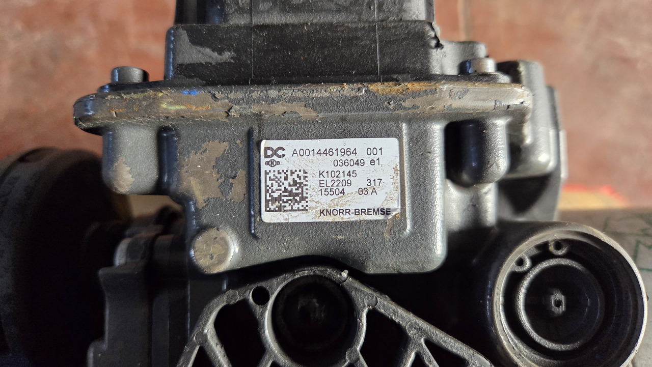 KNORR-BREMSE CONTROL UNIT EAPU K 102145 - ECU for Truck: picture 4 KNORR-BREMSE CONTROL UNIT EAPU K 102145 - ECU for Truck: picture 4