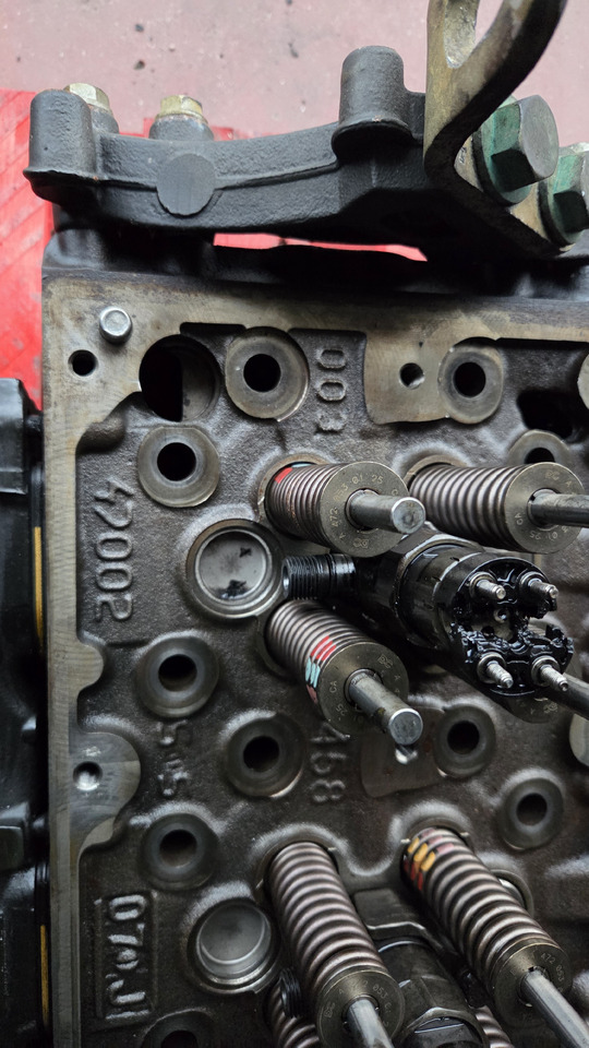 MERCEDES-BENZ OM 470 LA - Motorhead for Truck: picture 3 MERCEDES-BENZ OM 470 LA - Motorhead for Truck: picture 3