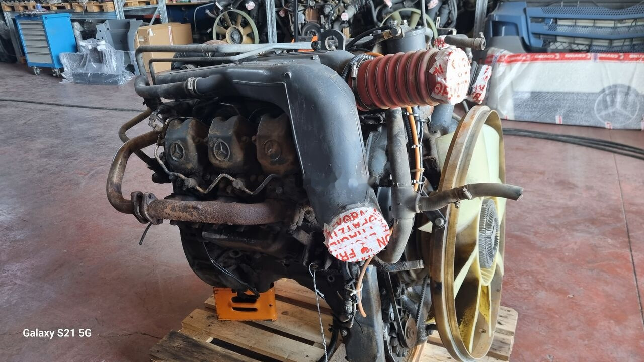 Mercedes-Benz MOTOR 445924 Mercedes-Benz SK - Engine for Truck: picture 4 Mercedes-Benz MOTOR 445924 Mercedes-Benz SK - Engine for Truck: picture 4
