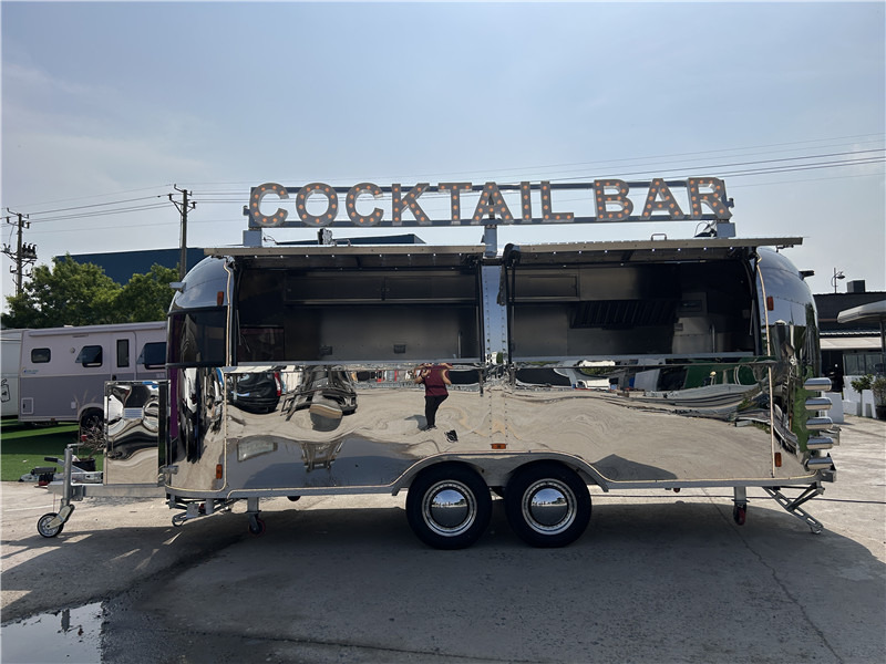 Cocktails Food Trailer Airstream Beer Food Truck - Vending trailer: picture 1 Cocktails Food Trailer Airstream Beer Food Truck - Vending trailer: picture 1