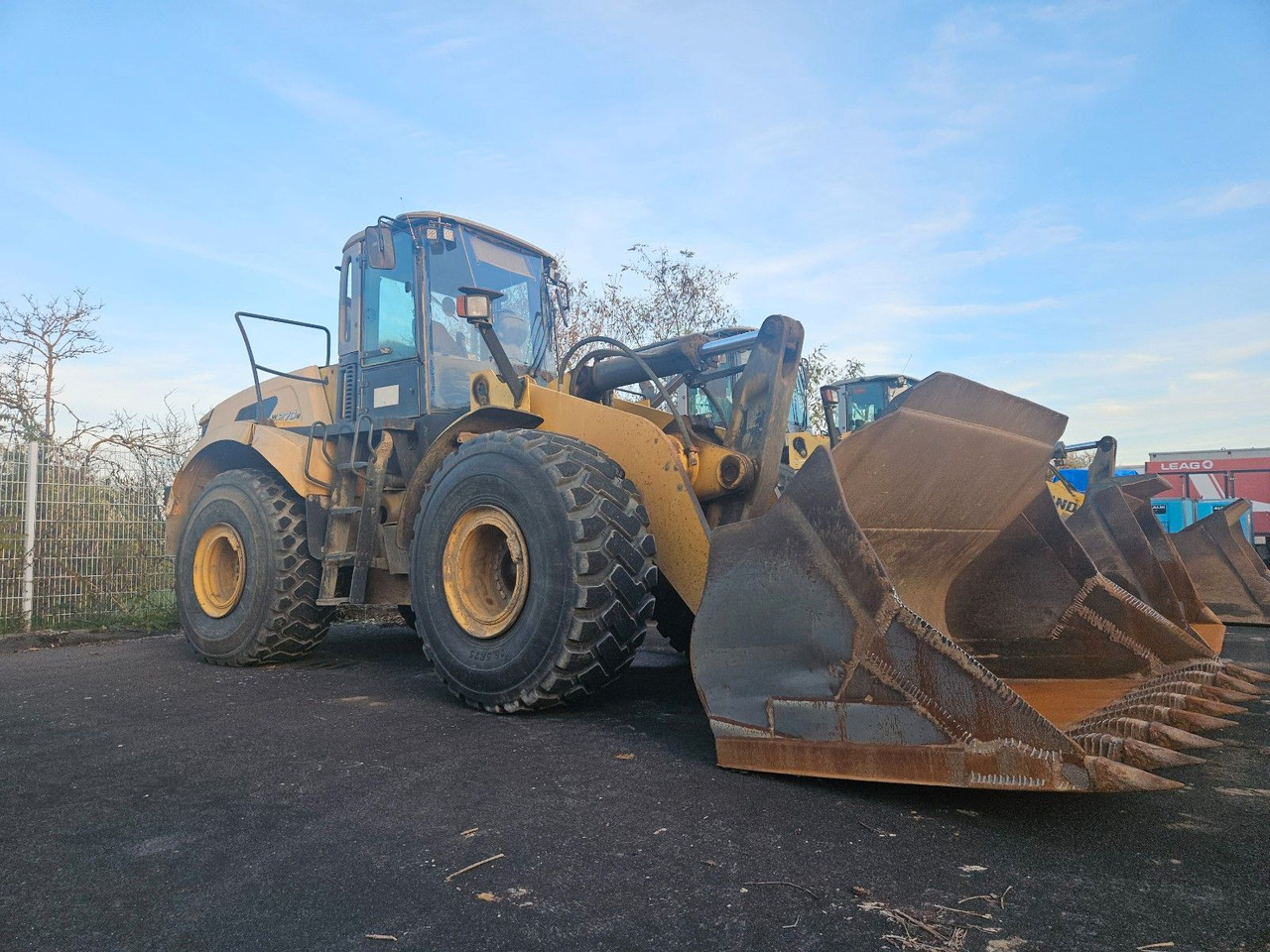 New Holland W270B - Wheel loader: picture 1 New Holland W270B - Wheel loader: picture 1