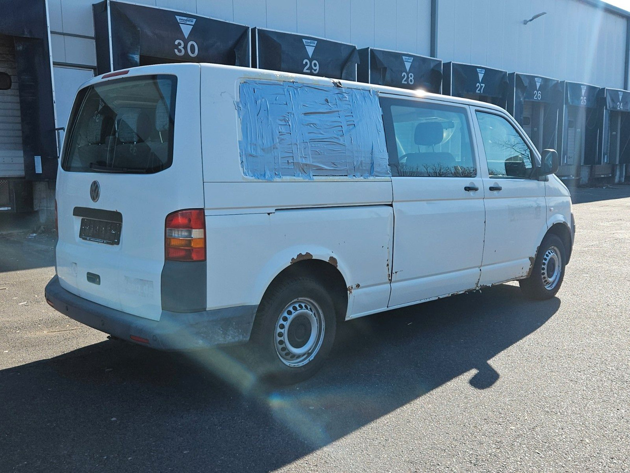 Volkswagen T5 9 Sitzer lang - Passenger van: picture 3 Volkswagen T5 9 Sitzer lang - Passenger van: picture 3