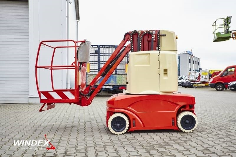JLG Toucan 1010 - Vertical mast lift: picture 2 JLG Toucan 1010 - Vertical mast lift: picture 2
