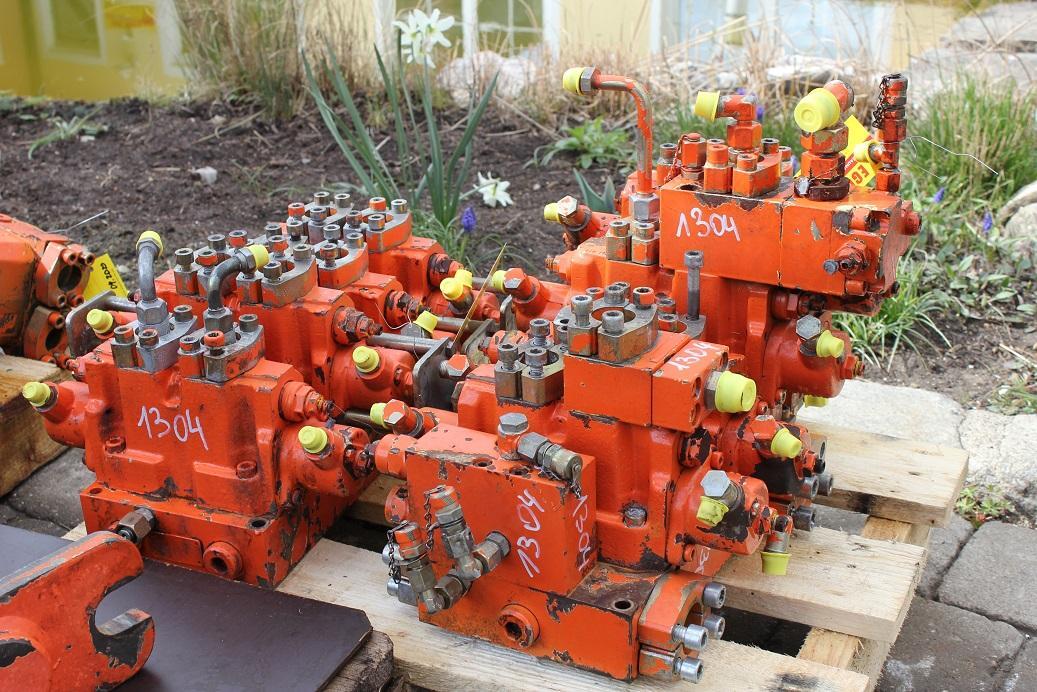 Atlas 1304 - Hydraulic valve for Construction machinery: picture 2 Atlas 1304 - Hydraulic valve for Construction machinery: picture 2