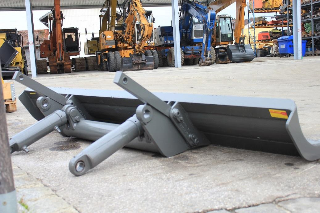 Atlas 1602D - Blade for Construction machinery: picture 1 Atlas 1602D - Blade for Construction machinery: picture 1