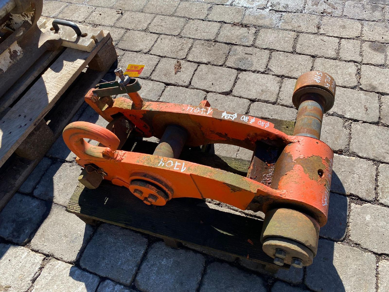 Atlas 1704 - Quick coupler for Construction machinery: picture 1 Atlas 1704 - Quick coupler for Construction machinery: picture 1