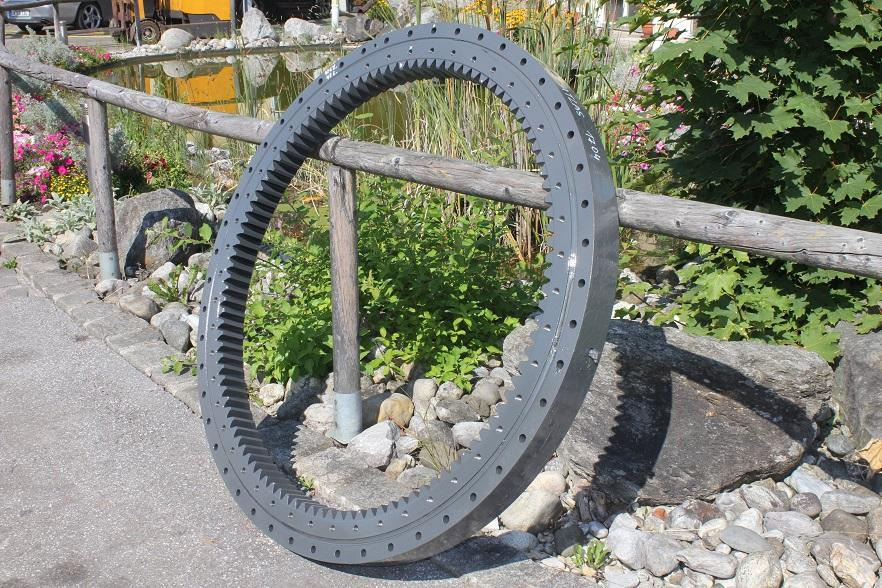 Atlas 1704 LC - Slewing ring for Construction machinery: picture 1 Atlas 1704 LC - Slewing ring for Construction machinery: picture 1