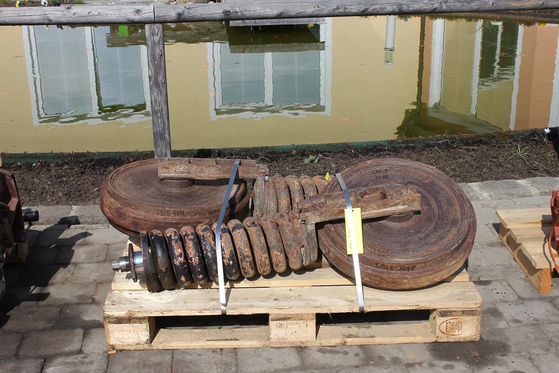Case Poclain 1088 - Track roller for Construction machinery: picture 4 Case Poclain 1088 - Track roller for Construction machinery: picture 4