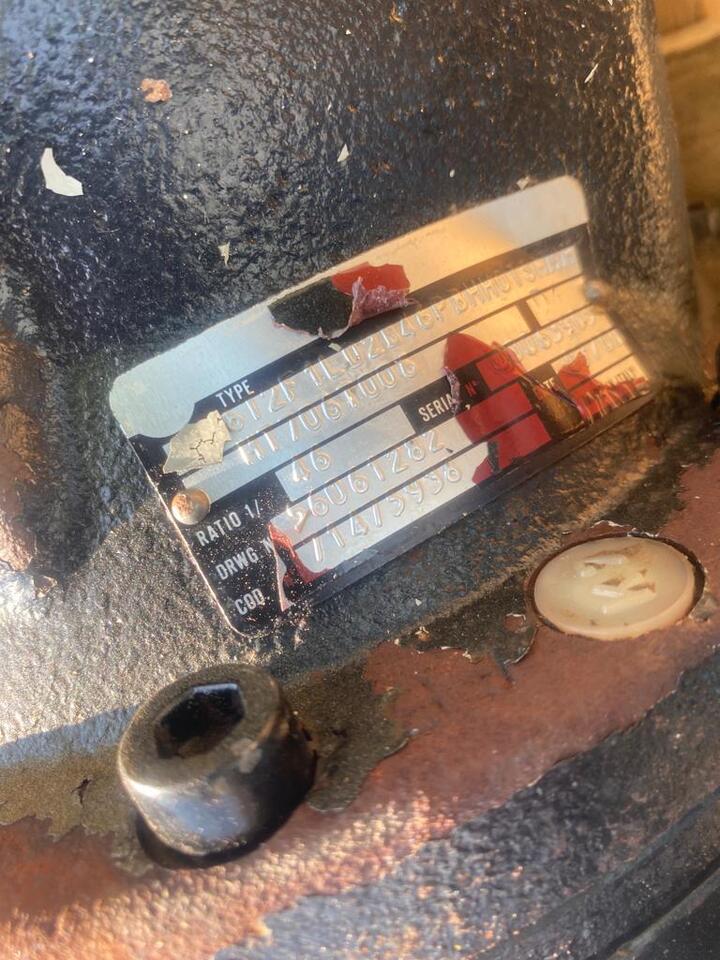 Hitachi Transmittal 705TF2 aus EX 165 W - Swing motor for Construction machinery: picture 3 Hitachi Transmittal 705TF2 aus EX 165 W - Swing motor for Construction machinery: picture 3