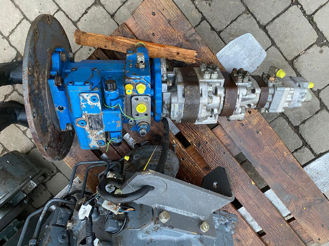 Hydromatik A4 VG 90 aus HItachi ZW 150 - Hydraulics for Wheel loader: picture 2 Hydromatik A4 VG 90 aus HItachi ZW 150 - Hydraulics for Wheel loader: picture 2