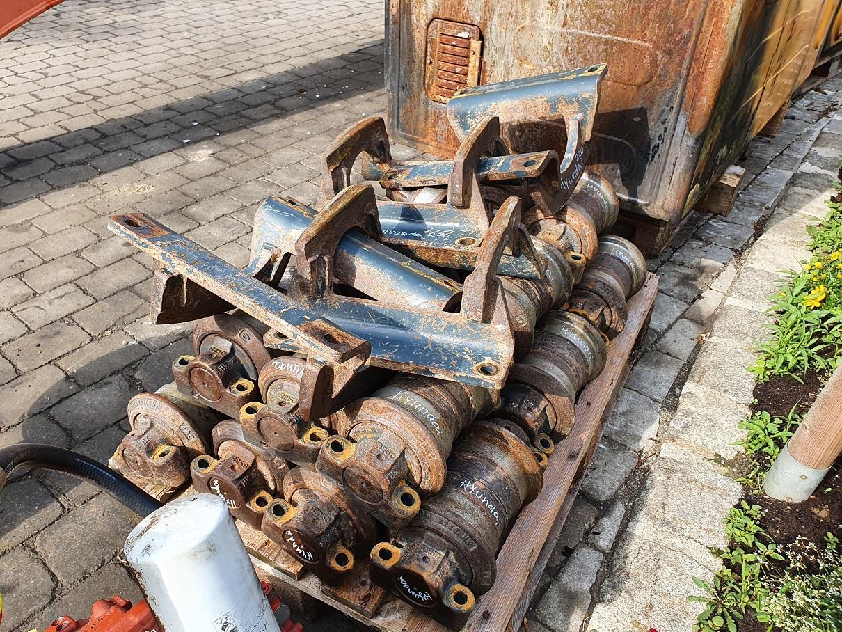 Undercarriage parts for Excavator Hyundai Robex 220 LC 9A: picture 7 Undercarriage parts for Excavator Hyundai Robex 220 LC 9A: picture 7