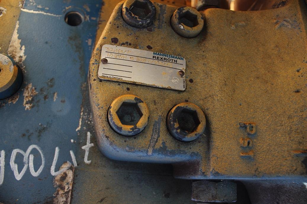 Liebherr A 900 LIT - Hydraulic valve for Construction machinery: picture 4 Liebherr A 900 LIT - Hydraulic valve for Construction machinery: picture 4