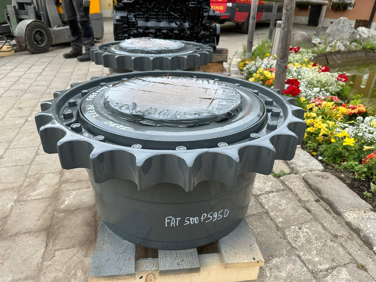 Liebherr FAT 500P595D aus PR 732 - Final drive for Construction machinery: picture 2 Liebherr FAT 500P595D aus PR 732 - Final drive for Construction machinery: picture 2