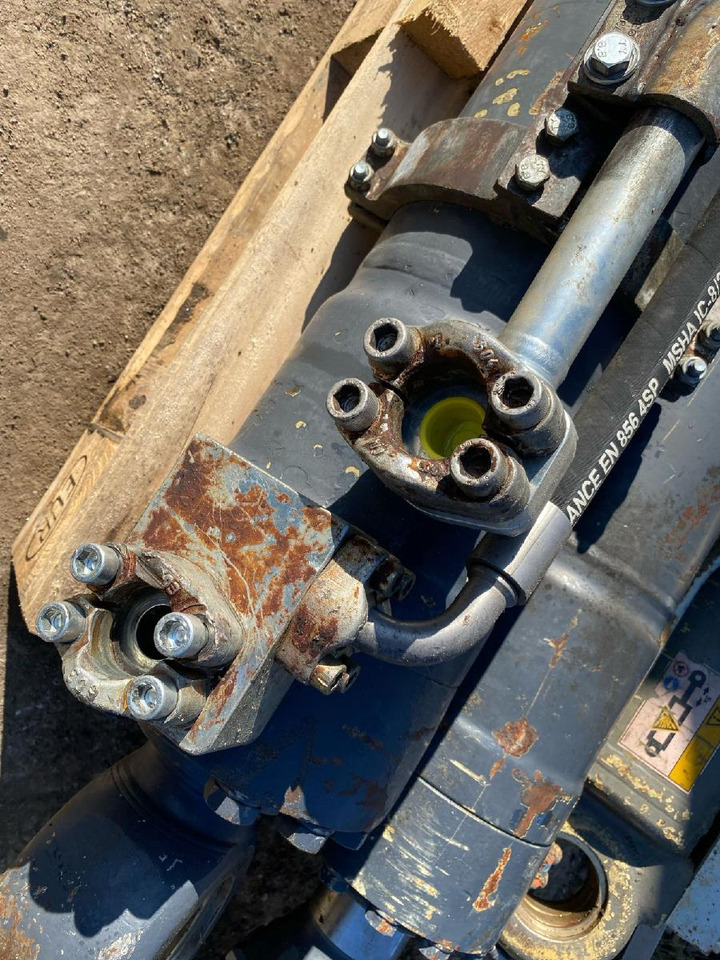 Liebherr R 924 C - Hydraulic cylinder for Construction machinery: picture 5 Liebherr R 924 C - Hydraulic cylinder for Construction machinery: picture 5