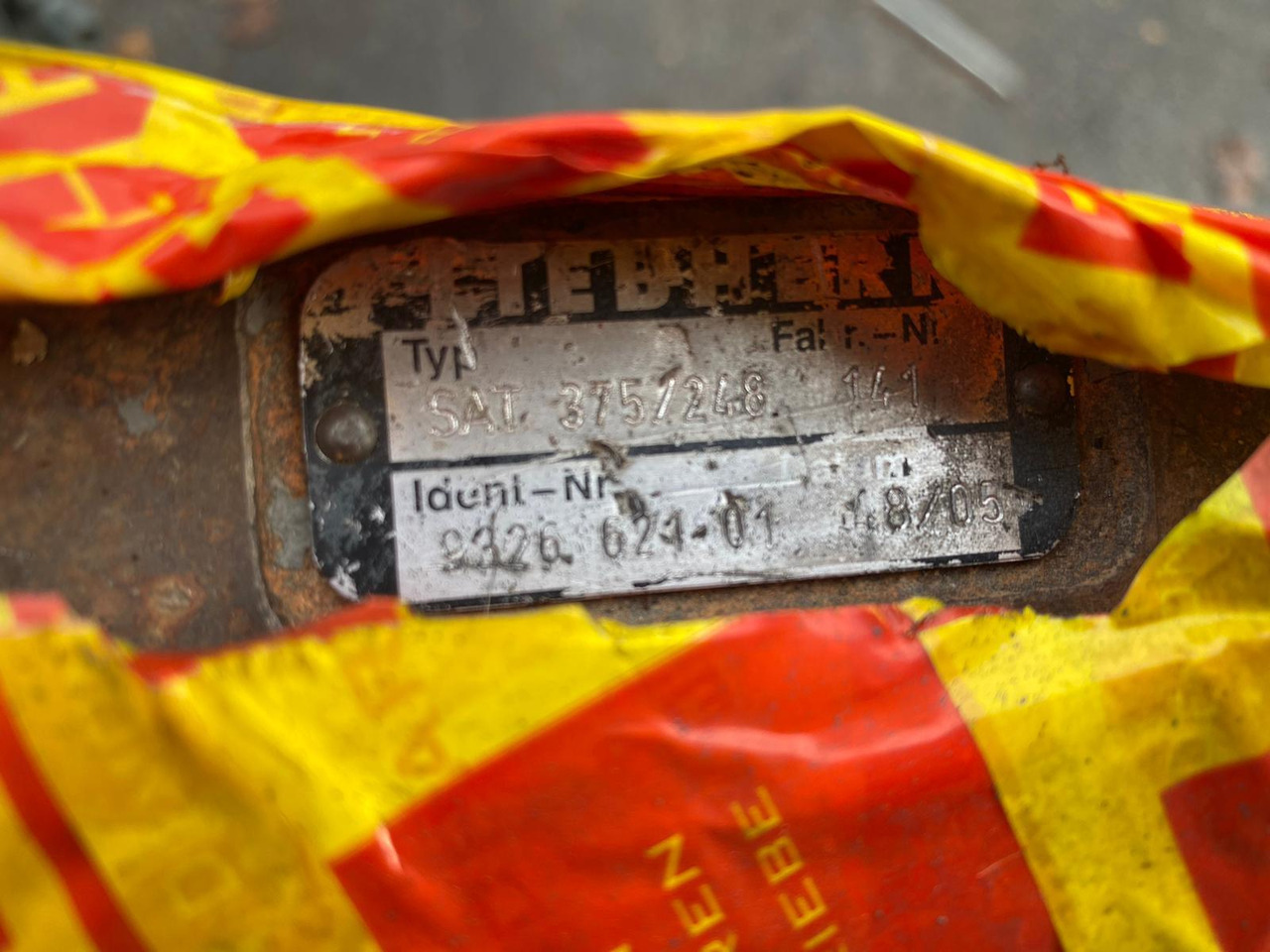 Liebherr SAT 375/ 248 aus R 964 - Swing motor for Construction machinery: picture 3 Liebherr SAT 375/ 248 aus R 964 - Swing motor for Construction machinery: picture 3