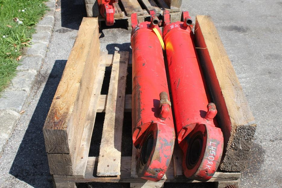O&K L45 - Hydraulic cylinder for Construction machinery: picture 2 O&K L45 - Hydraulic cylinder for Construction machinery: picture 2