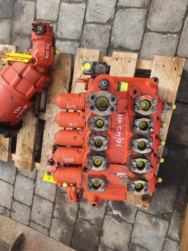 O&K MH City - Hydraulic valve for Wheel excavator: picture 5 O&K MH City - Hydraulic valve for Wheel excavator: picture 5