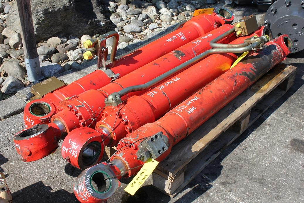 O&K MH Pllus - Hydraulic cylinder for Construction machinery: picture 2 O&K MH Pllus - Hydraulic cylinder for Construction machinery: picture 2