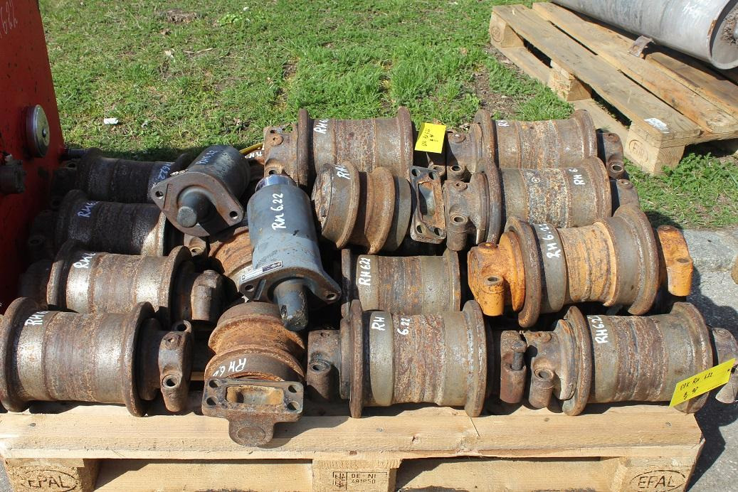O&K RH 6.22 - Track roller for Construction machinery: picture 1 O&K RH 6.22 - Track roller for Construction machinery: picture 1
