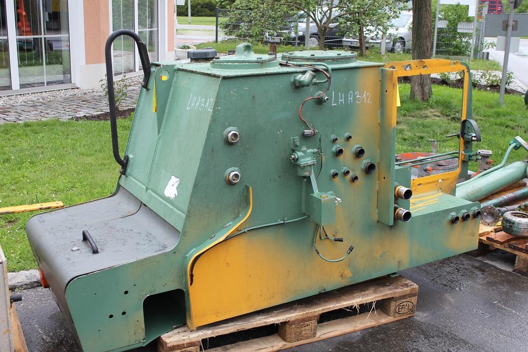 Liebherr A312 - Spare parts for Wheel excavator: picture 2 Liebherr A312 - Spare parts for Wheel excavator: picture 2