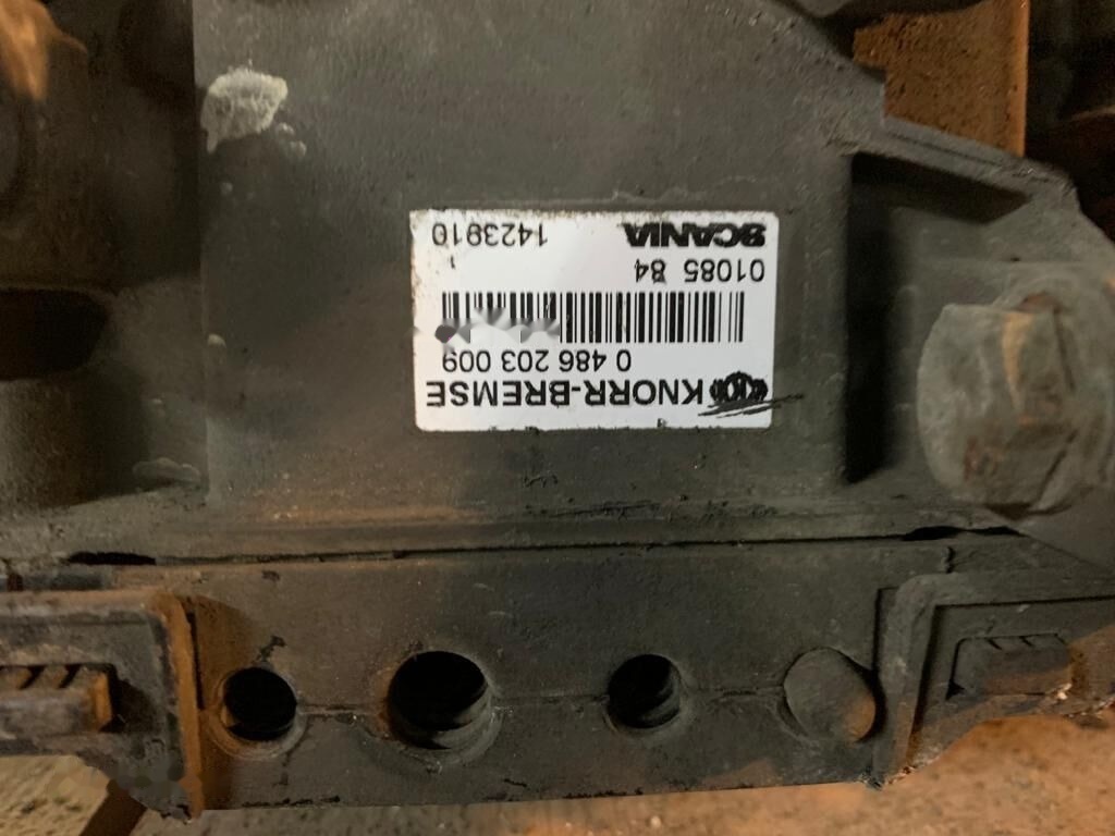 Knorr-Bremse Pojedynczy Scania R 124 Hurt modulatorów EBS zawór pojedynczy przód truck - Brake valve for Truck: picture 2 Knorr-Bremse Pojedynczy Scania R 124 Hurt modulatorów EBS zawór pojedynczy przód truck - Brake valve for Truck: picture 2