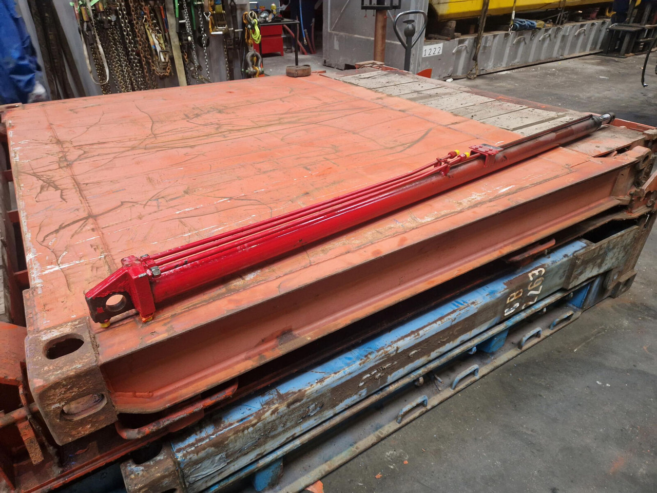 FAUN ATF 50G-3 outrigger beam rear - Suspension for Crane: picture 5 FAUN ATF 50G-3 outrigger beam rear - Suspension for Crane: picture 5