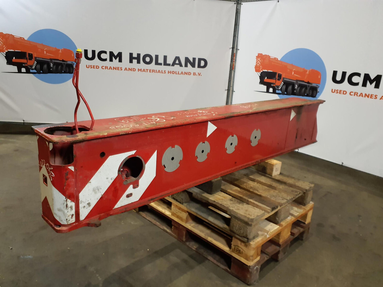 FAUN ATF 50G-3 outrigger beam rear - Suspension for Crane: picture 2 FAUN ATF 50G-3 outrigger beam rear - Suspension for Crane: picture 2