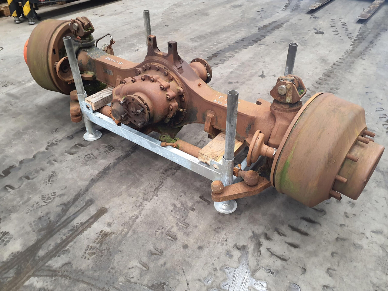 FAUN ATF 60-4 axle 2 - Axle and parts for Mobile crane: picture 4 FAUN ATF 60-4 axle 2 - Axle and parts for Mobile crane: picture 4