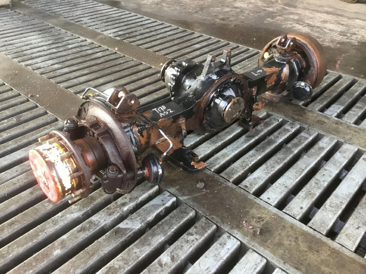 FAUN ATF 60-4 axle 2 - Axle and parts for Mobile crane: picture 3 FAUN ATF 60-4 axle 2 - Axle and parts for Mobile crane: picture 3