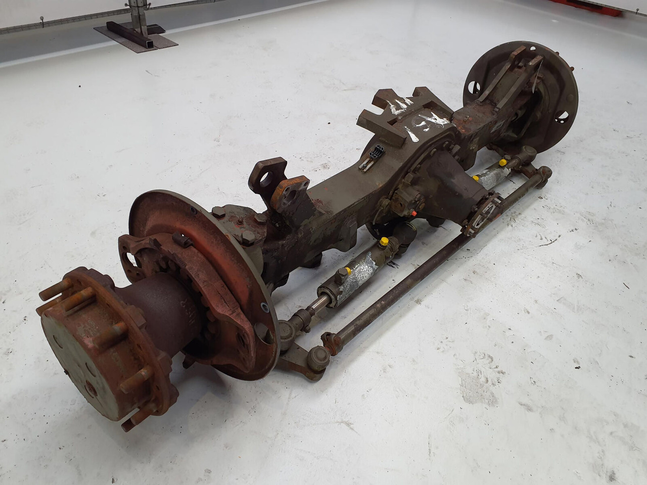 FAUN RTF 25 axle 1 - Axle and parts for Mobile crane: picture 1 FAUN RTF 25 axle 1 - Axle and parts for Mobile crane: picture 1