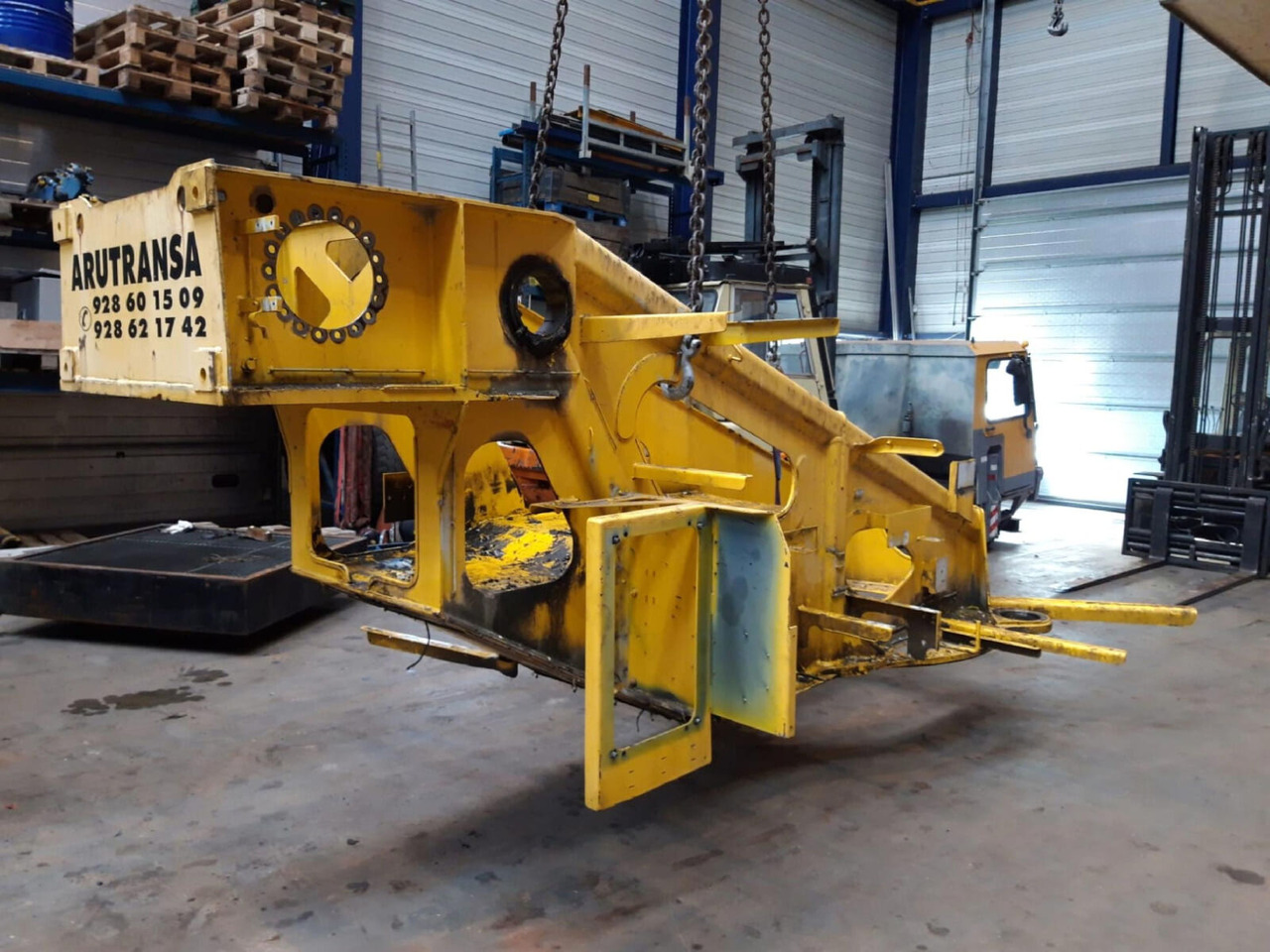 Grove A frame Grove GMK 3055 - Frame/ Chassis for Mobile crane: picture 4 Grove A frame Grove GMK 3055 - Frame/ Chassis for Mobile crane: picture 4