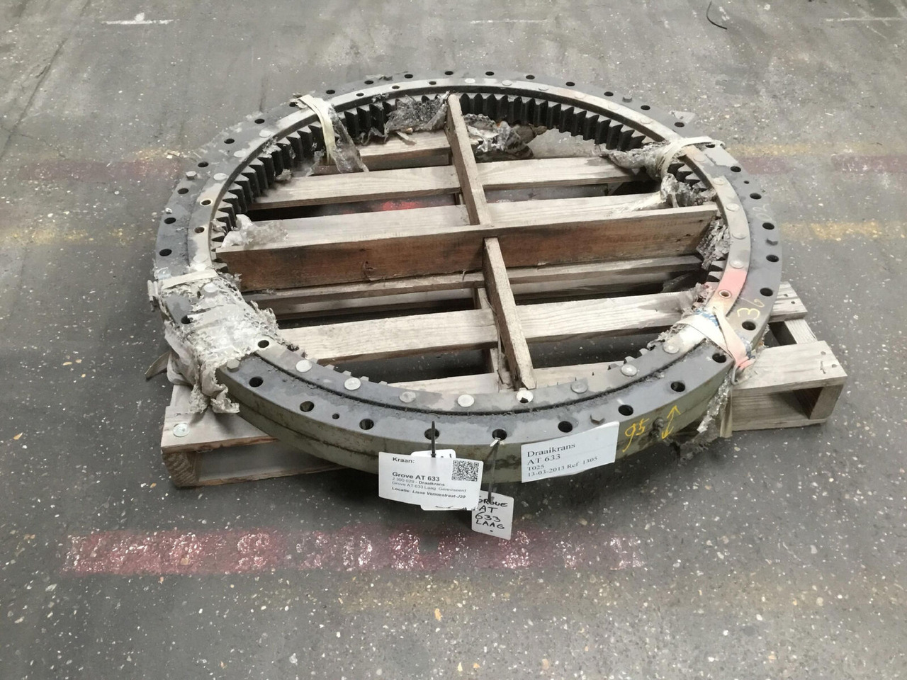 Grove AT 633 slew ring - Slewing ring for Mobile crane: picture 1 Grove AT 633 slew ring - Slewing ring for Mobile crane: picture 1
