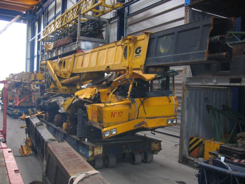 Grove AT 880 for parts - Mobile crane: picture 1 Grove AT 880 for parts - Mobile crane: picture 1