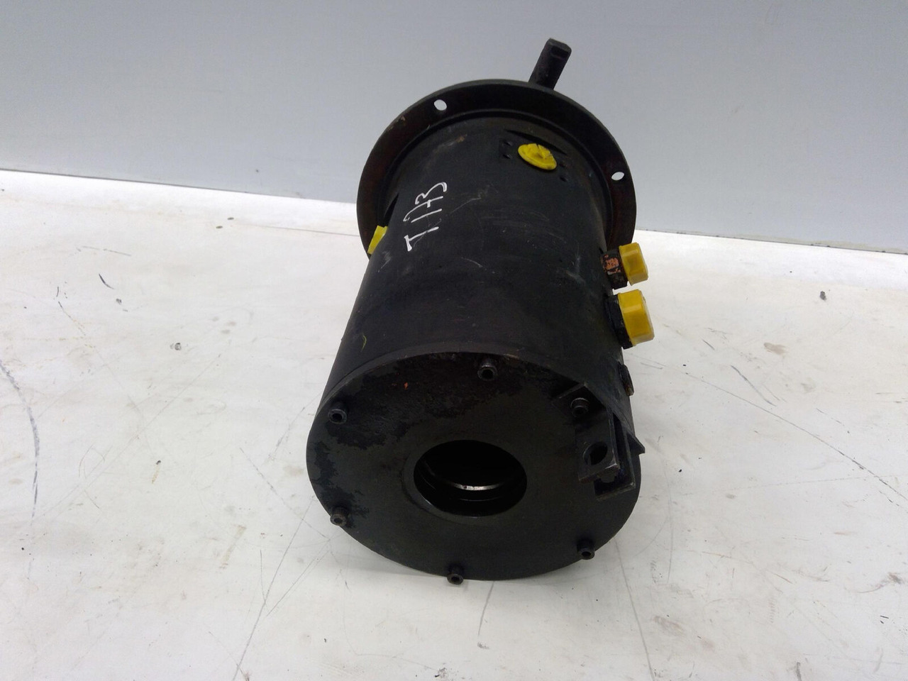 Grove GMK 3055 rotary lead through - Hydraulic motor for Mobile crane: picture 4 Grove GMK 3055 rotary lead through - Hydraulic motor for Mobile crane: picture 4