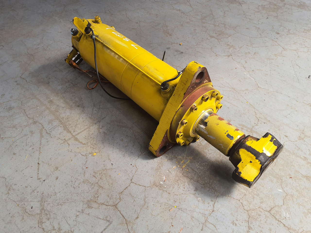 Grove GMK 5100 counterweight cylinder - Hydraulic cylinder for Mobile crane: picture 1 Grove GMK 5100 counterweight cylinder - Hydraulic cylinder for Mobile crane: picture 1