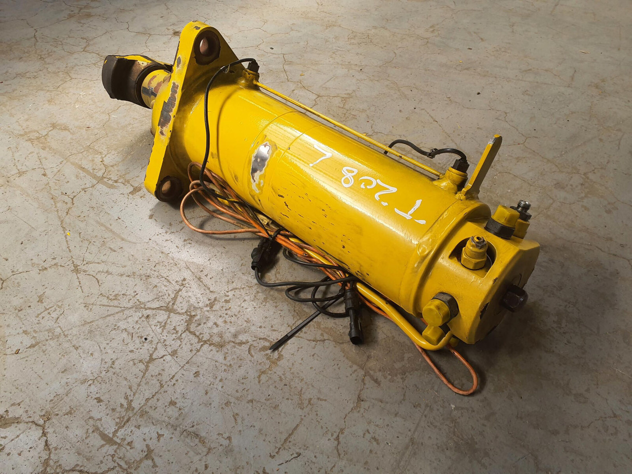 Grove GMK 5100 counterweight cylinder - Hydraulic cylinder for Mobile crane: picture 3 Grove GMK 5100 counterweight cylinder - Hydraulic cylinder for Mobile crane: picture 3