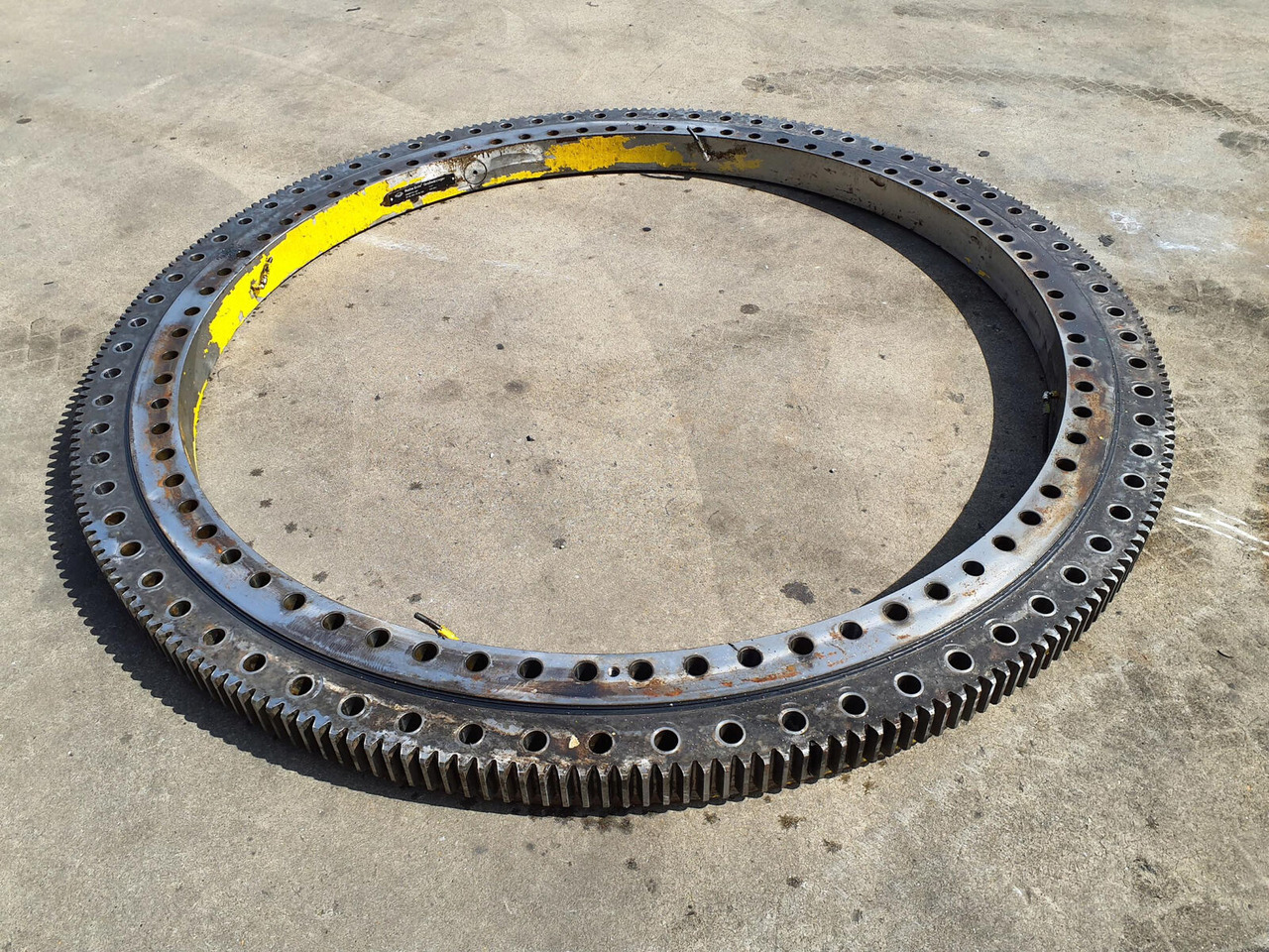 Grove GMK 5100 slewing ring - Slewing ring for Mobile crane: picture 1 Grove GMK 5100 slewing ring - Slewing ring for Mobile crane: picture 1