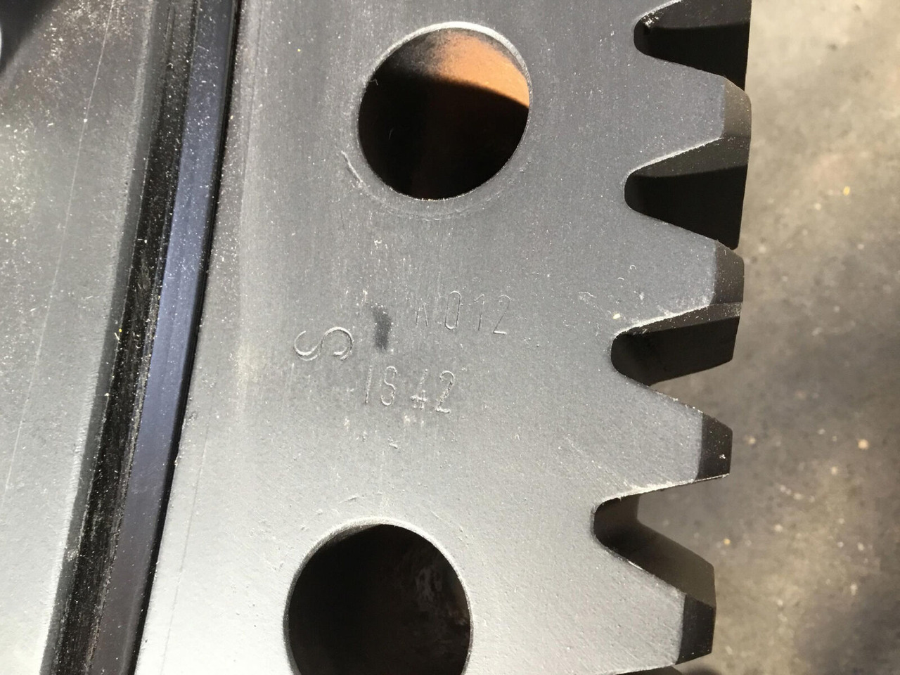 Grove GMK 5130-1 slew ring - Slewing ring for Mobile crane: picture 2 Grove GMK 5130-1 slew ring - Slewing ring for Mobile crane: picture 2