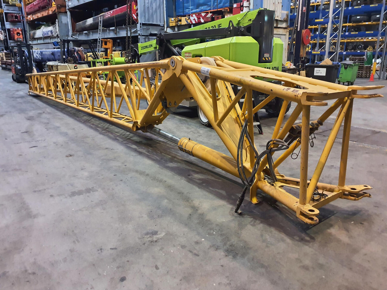 Grove GMK 6300L Jib - Boom: picture 1 Grove GMK 6300L Jib - Boom: picture 1