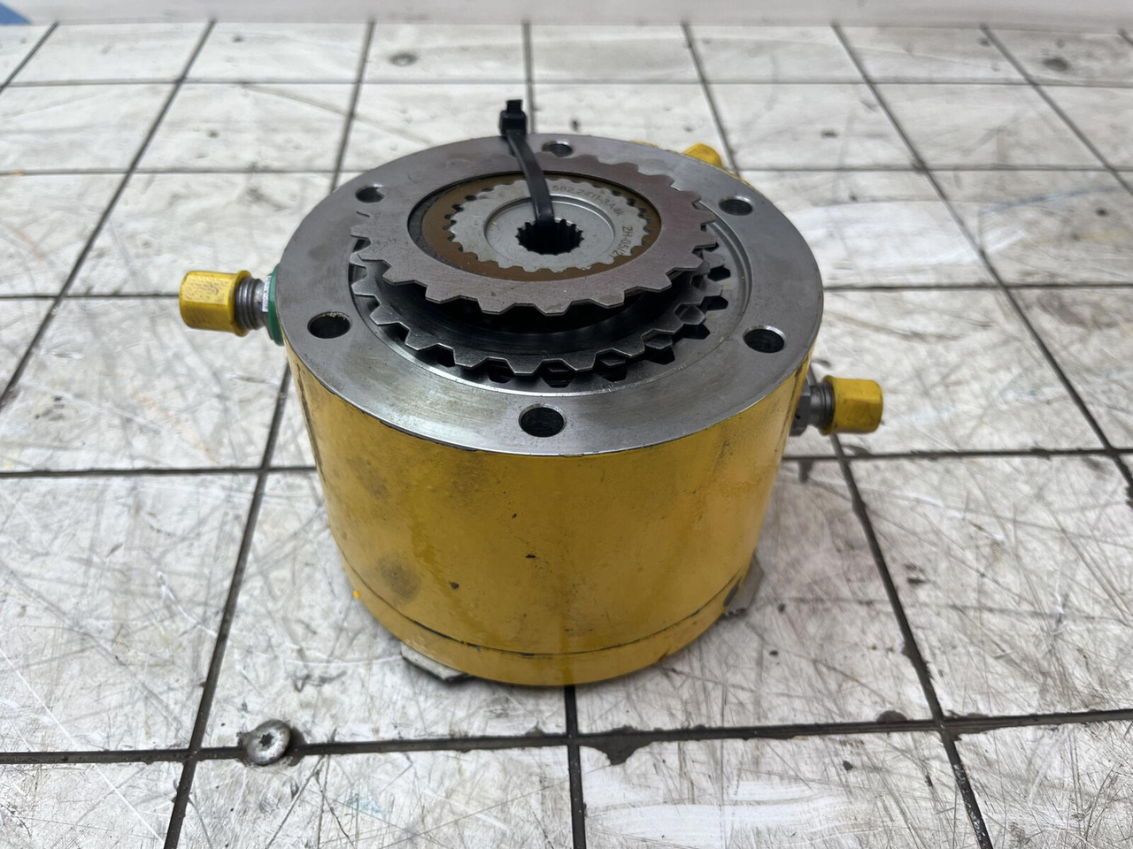 Grove GMK 6300L multiple-disk brake - Swing motor for Mobile crane: picture 2 Grove GMK 6300L multiple-disk brake - Swing motor for Mobile crane: picture 2