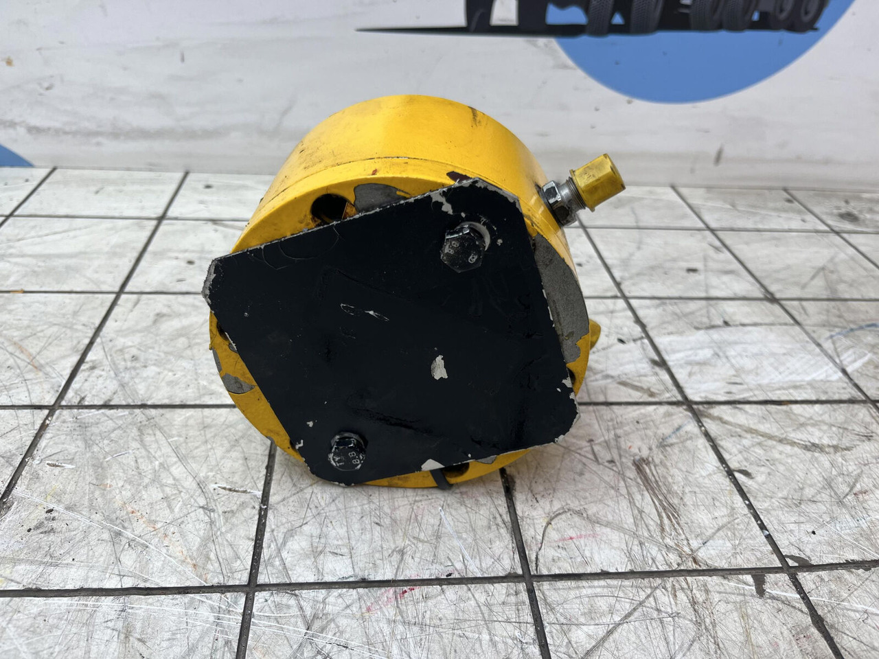 Grove GMK 6300L multiple-disk brake - Swing motor for Mobile crane: picture 3 Grove GMK 6300L multiple-disk brake - Swing motor for Mobile crane: picture 3