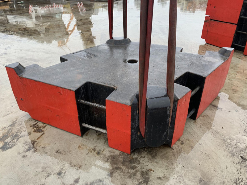 Grove GMK 6400 counterweight 10 ton - Counterweight for Construction machinery: picture 3 Grove GMK 6400 counterweight 10 ton - Counterweight for Construction machinery: picture 3