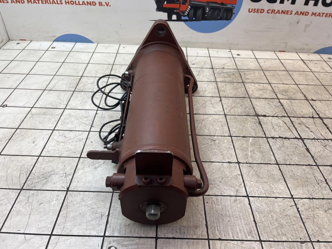 Grove GMK counterweight cylinder - Hydraulic cylinder for Mobile crane: picture 2 Grove GMK counterweight cylinder - Hydraulic cylinder for Mobile crane: picture 2