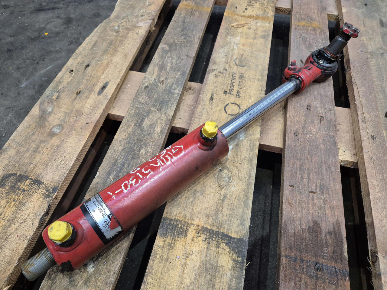 Grove GMK steering cylinder - Hydraulic cylinder for Mobile crane: picture 3 Grove GMK steering cylinder - Hydraulic cylinder for Mobile crane: picture 3