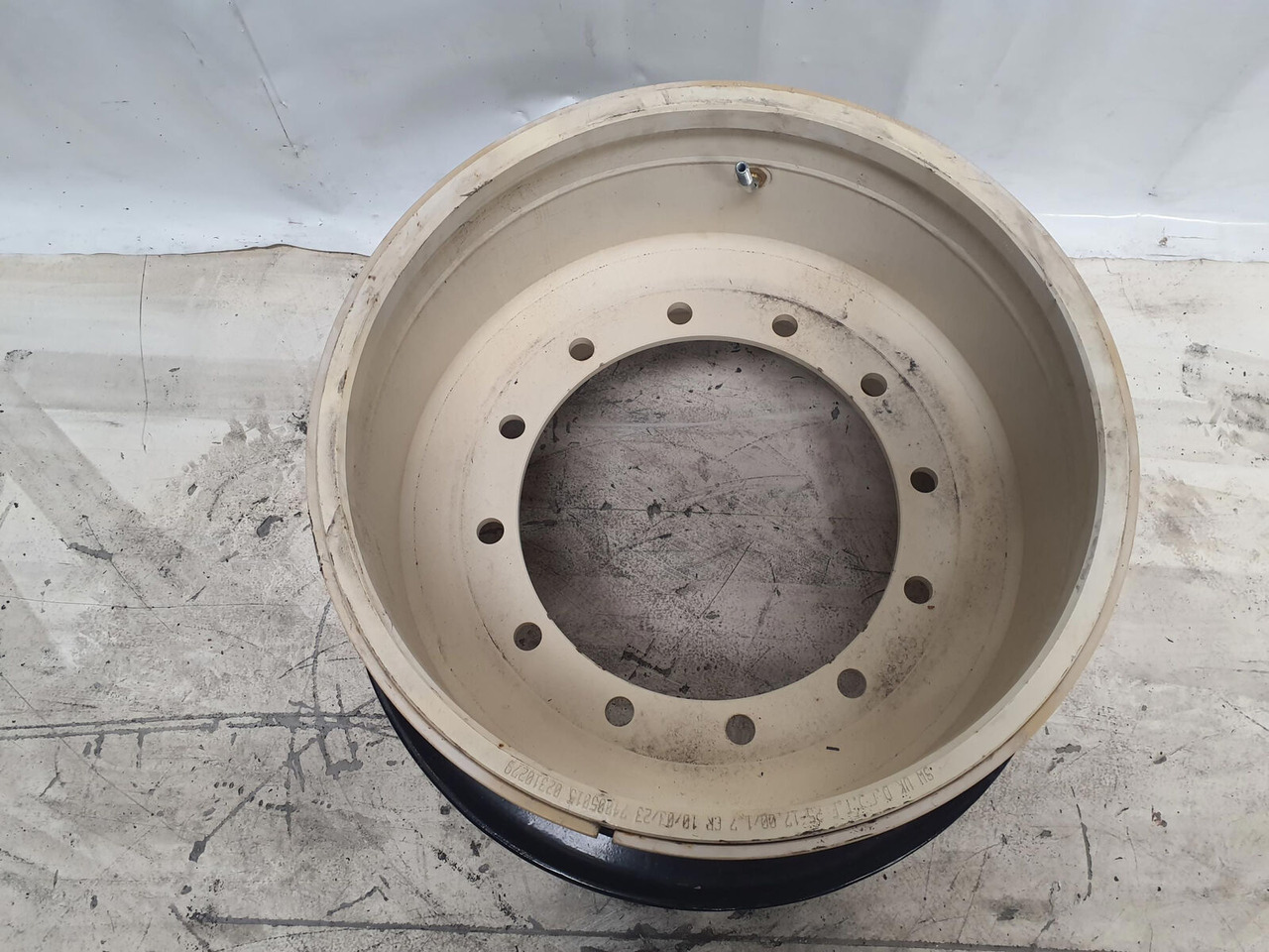 Grove Rim 525/80R25 12 20.5 3p - Rim for Crane: picture 2 Grove Rim 525/80R25 12 20.5 3p - Rim for Crane: picture 2