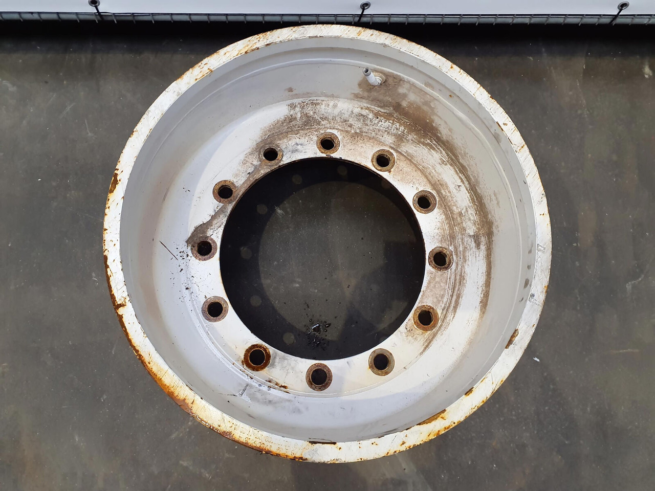 Grove Rim 525/80R25 12 23 3p - Rim for Crane: picture 2 Grove Rim 525/80R25 12 23 3p - Rim for Crane: picture 2