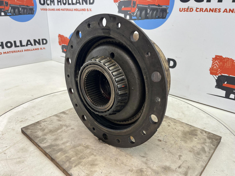 Kessler+CO Terex-Demag AC 35 planetary gear 17-24-67-32-3pl-H135-46 - Suspension for Crane: picture 3 Kessler+CO Terex-Demag AC 35 planetary gear 17-24-67-32-3pl-H135-46 - Suspension for Crane: picture 3