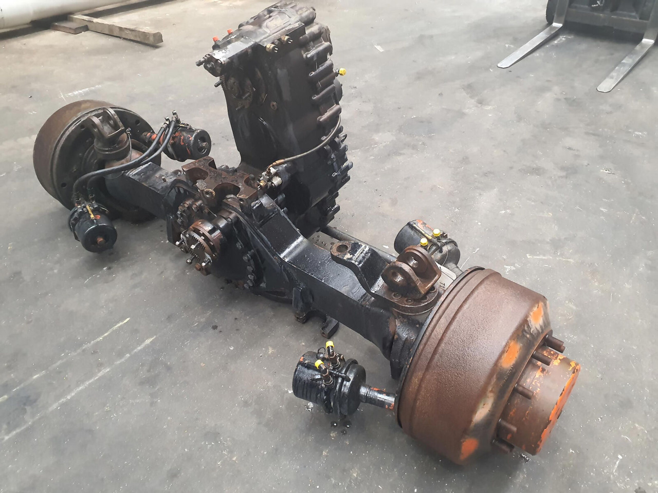 Kessler+Co AC 155 axle 2 - Axle and parts for Mobile crane: picture 3 Kessler+Co AC 155 axle 2 - Axle and parts for Mobile crane: picture 3
