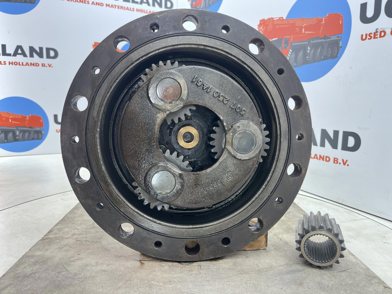 Kessler Planetary gear 17-24-67-32-3pl-H83-42 - Final drive for Mobile crane: picture 4 Kessler Planetary gear 17-24-67-32-3pl-H83-42 - Final drive for Mobile crane: picture 4